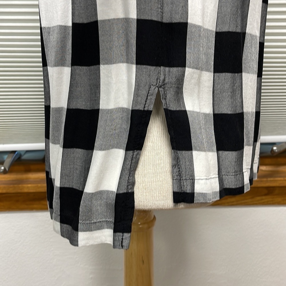 Cloth & Stone NWT Black and White Buffalo Check Off The Shoulder Top - Picture 5 of 12